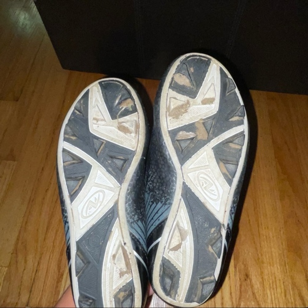 Athletic works soccer cleats - Picture 6 of 8